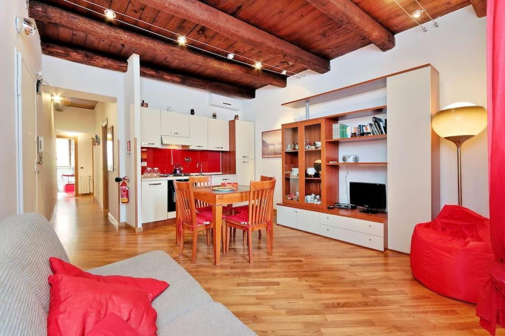 The Red Apartment Rome Exterior photo